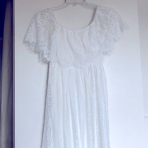 OFF THE SHOULDER LACE DRESS